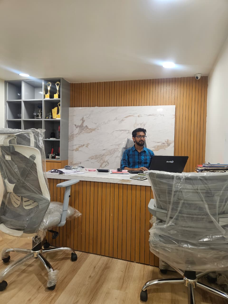Corporate Client Support Bay